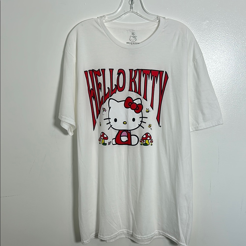 Hello Kitty Mushroom and Bees Sanrio Kawaii Anime Tee Size XL. New without Tag - Picture 1 of 7